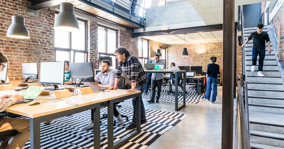 Referências Profissionais: Quem Escolher e Como Pedir